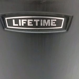 Meet your Posher, Connie